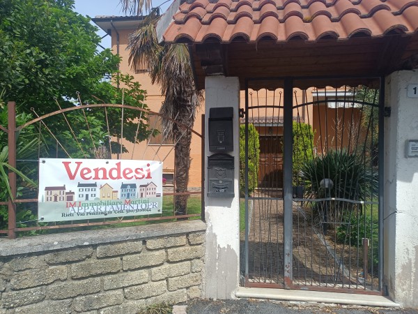 Riferimento V2-26 - Appartamento In Villa in Vendita a Cittaducale