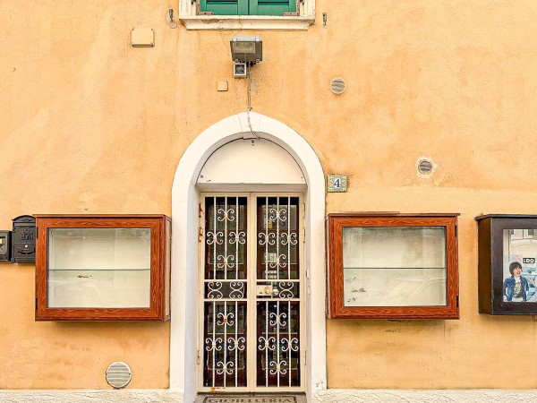 Locale Commerciale in vendita, Santa Teresa Gallura 