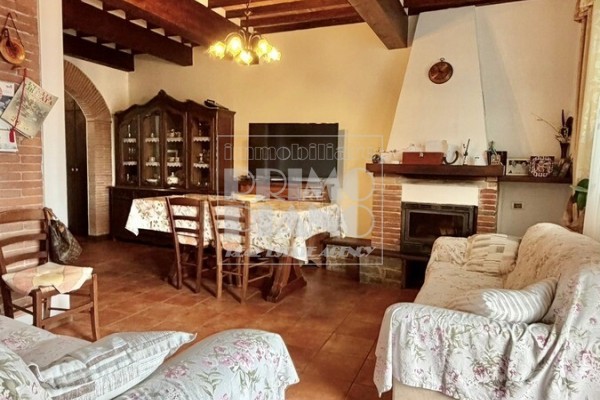 Apartment For Sale In Lucca