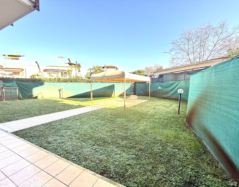 Appartamento piano terra con a