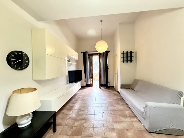 Piano terra 50 mt. Dal mare