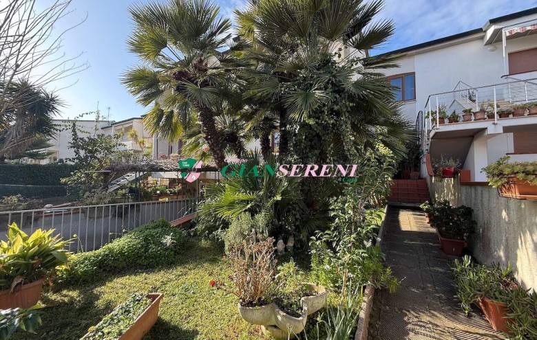 Agenzia Giansereni - 