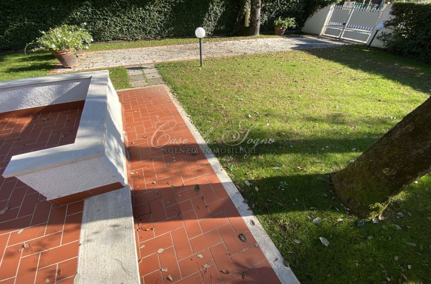 622 - cover Villa luce