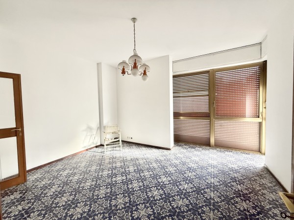 Riferimento F2026 - Appartamento in Vendita a Viareggio