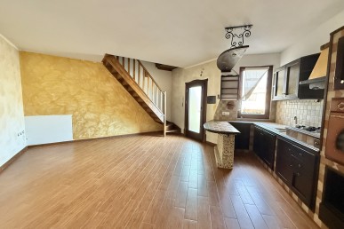 Semi-indipendente su due livel