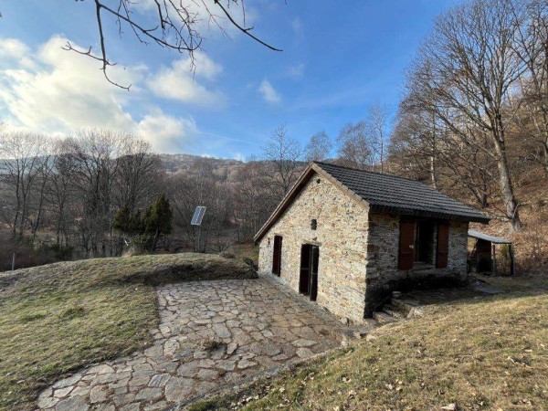 Riferimento 798 - Rustico in Vendita a Medeglia