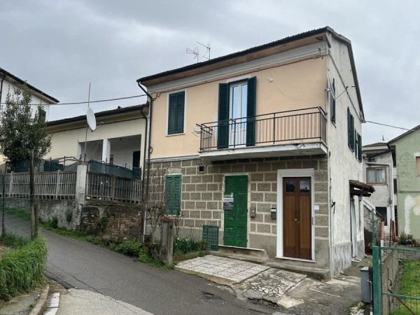 Riferimento 941 - Appartamento per Vendita in Capanne