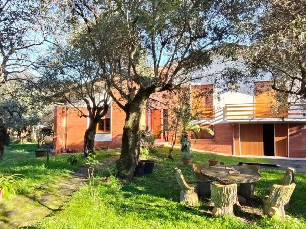 Villa Singola in vendita, Seravezza, Pozzi 