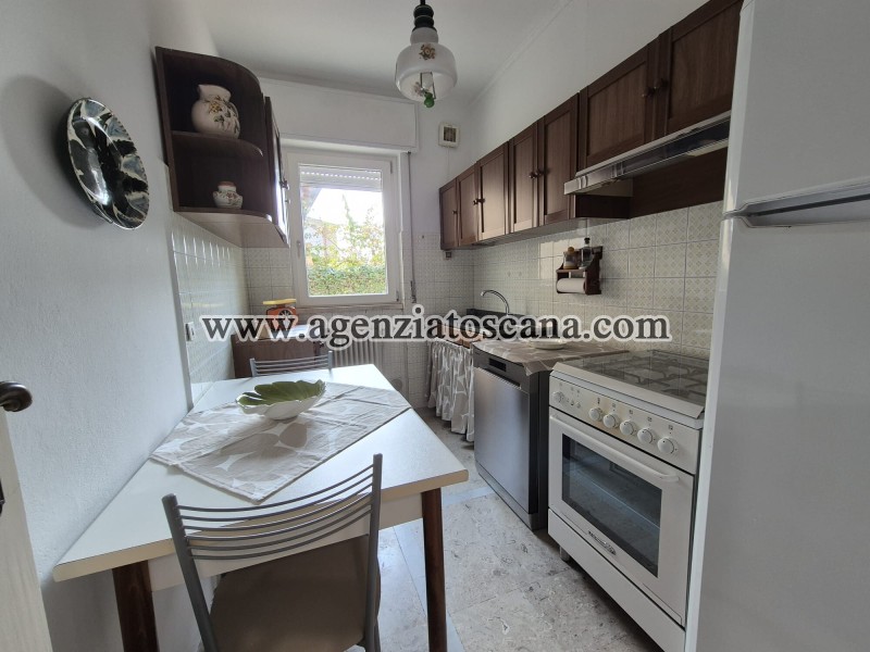 Appartamento in affitto, Forte Dei Marmi - Centrale -  2