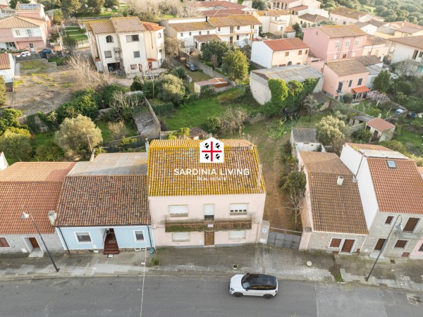 Casa indipendente con giardino