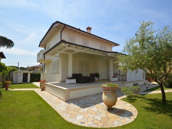 >Foto Anteprima WA 15584 - Villa Singola in Vendita a Marina Di Pietrasanta