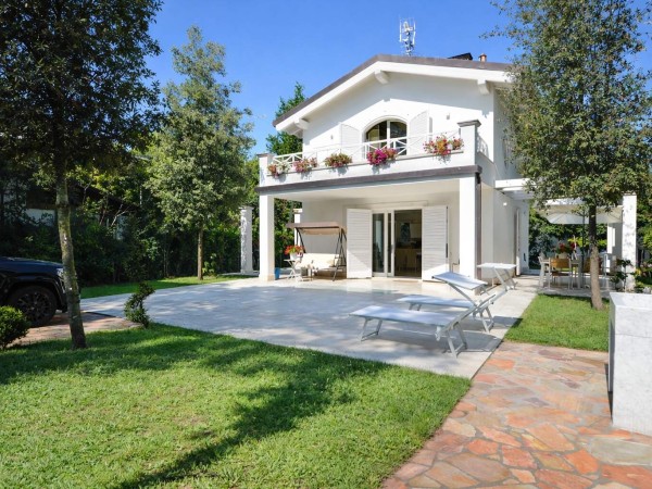 Villa Singola in vendita, Forte dei Marmi, Centro 