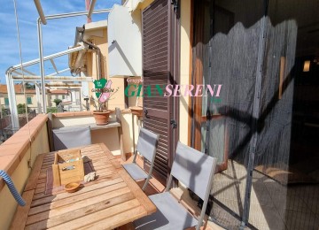 Bilocale con terrazza a 300 m 