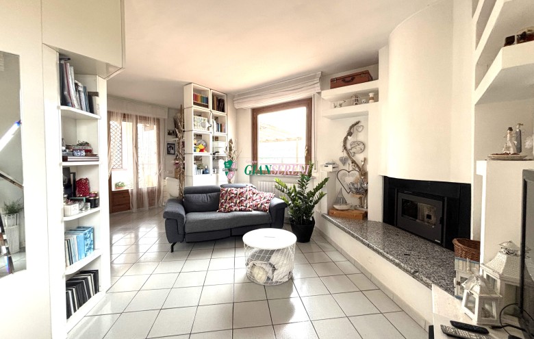 Agenzia Giansereni - 