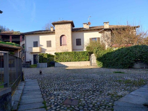 Riferimento 116-26CL - Casa Semi Indipendente in Vendita a Incisa Scapaccino