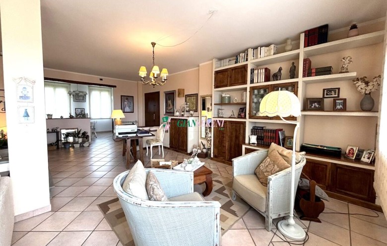 Agenzia Giansereni - 