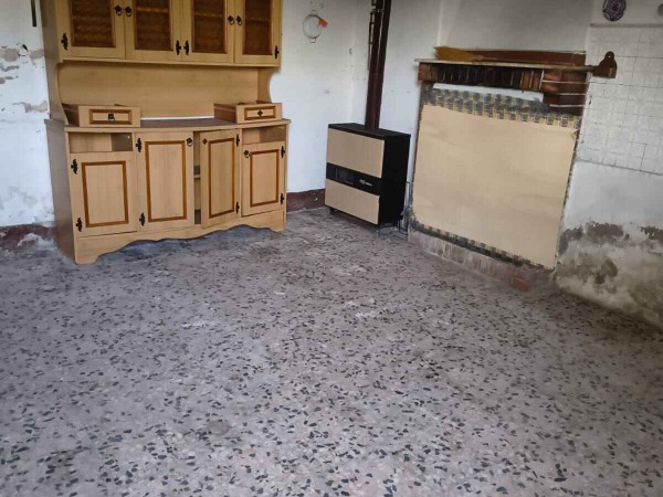 Rif. V2303 - casa semi indipendente in vendita a Viareggio | Foto 8