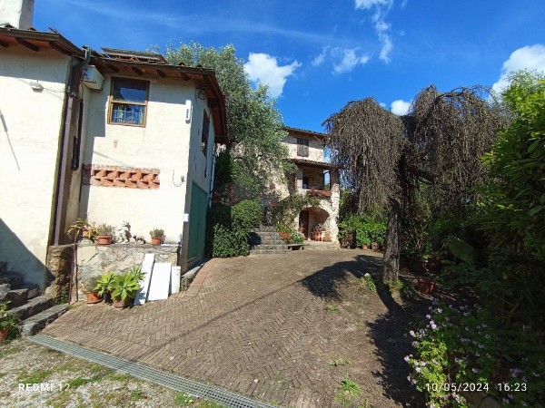 Riferimento SV123 - country house in Buying And Selling in Camaiore - Montebello