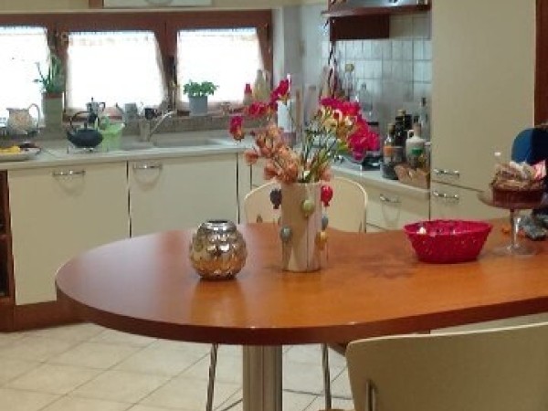 Rif. H2026 - villa in vendita a Massarosa | Foto 9