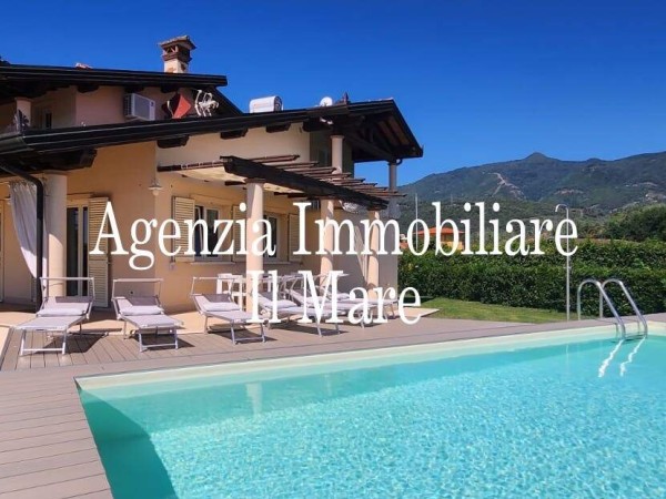 Reference 102-8 PL - Villa  for Rent in Querceta