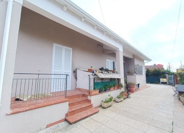 Bifamiliare con corte esclusiv