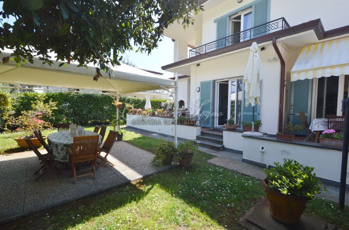 625 - cover Villa floreal