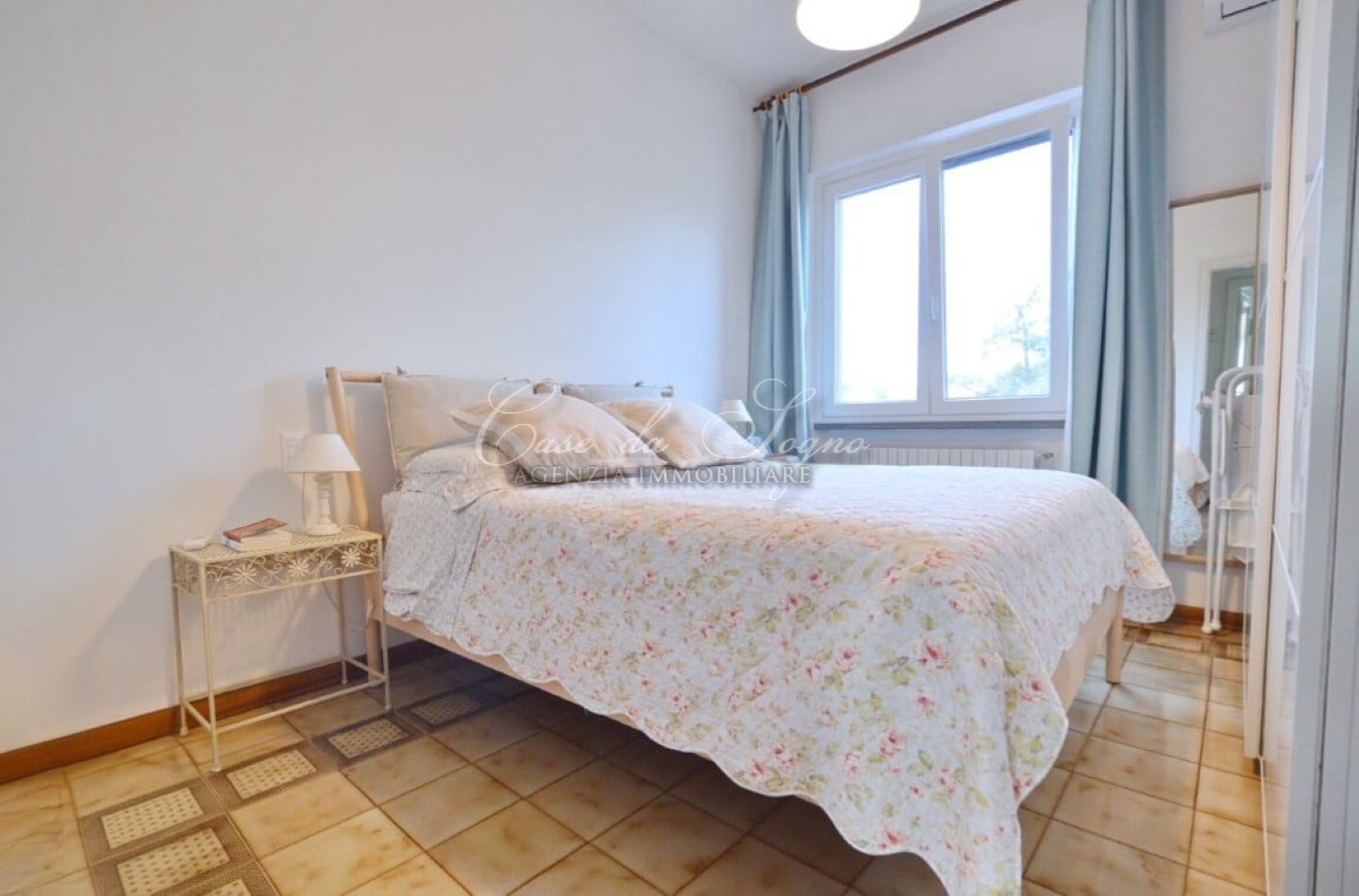 625 - cover Villa floreal