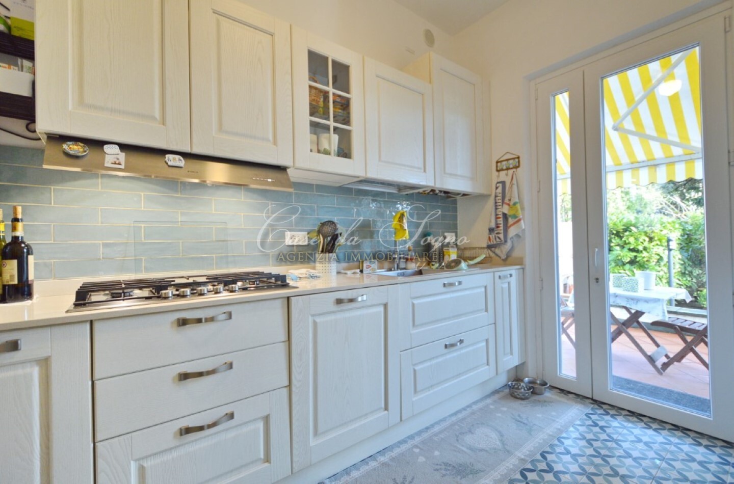 625 - cover Villa floreal