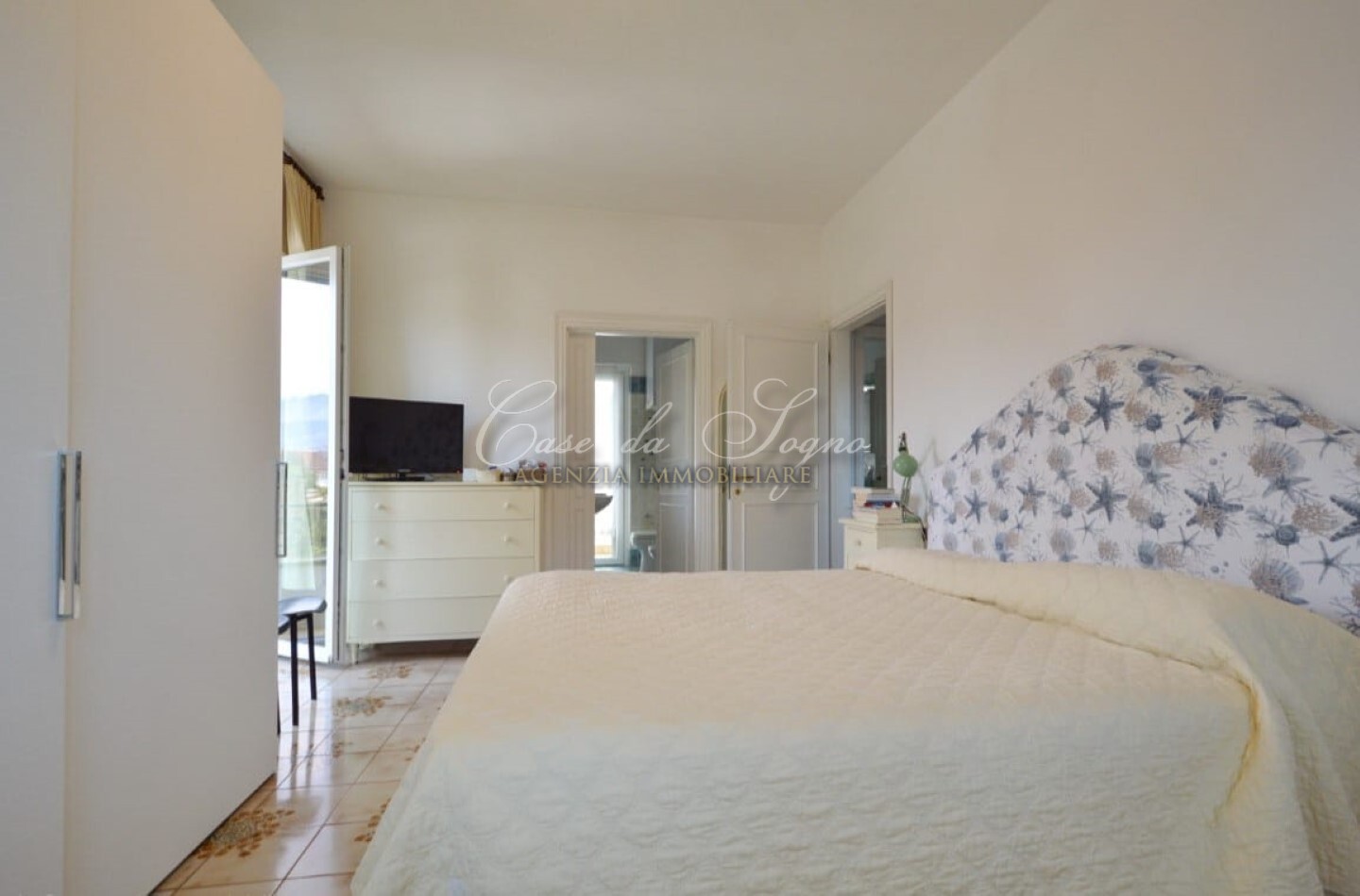 625 - cover Villa floreal