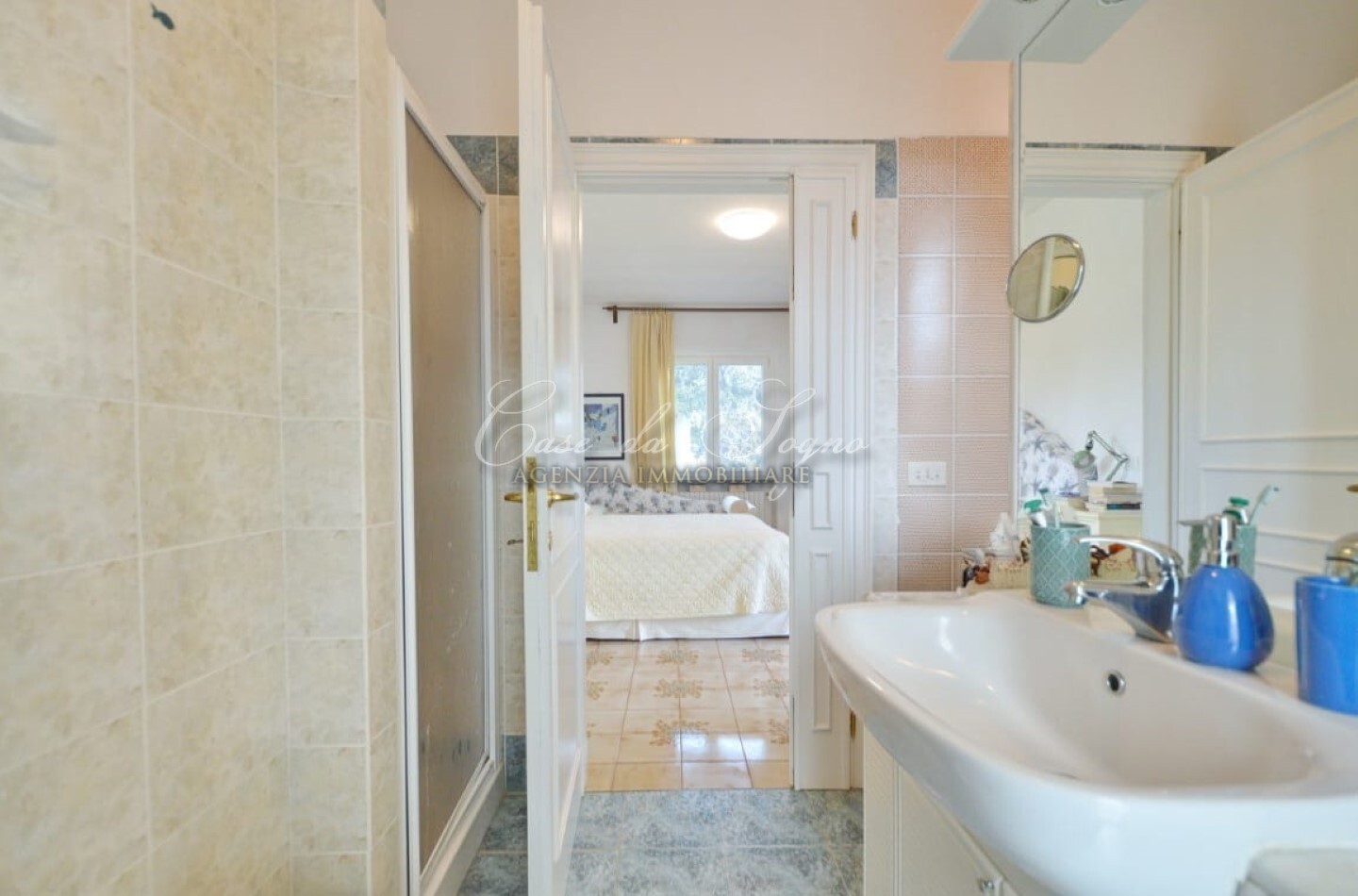 625 - cover Villa floreal