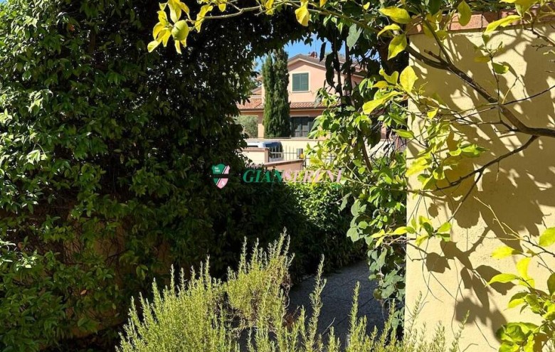 Agenzia Giansereni - 