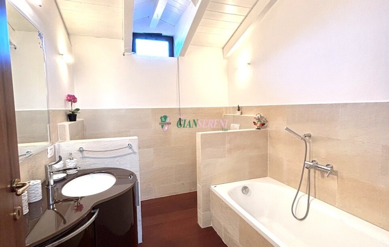 Agenzia Giansereni - 