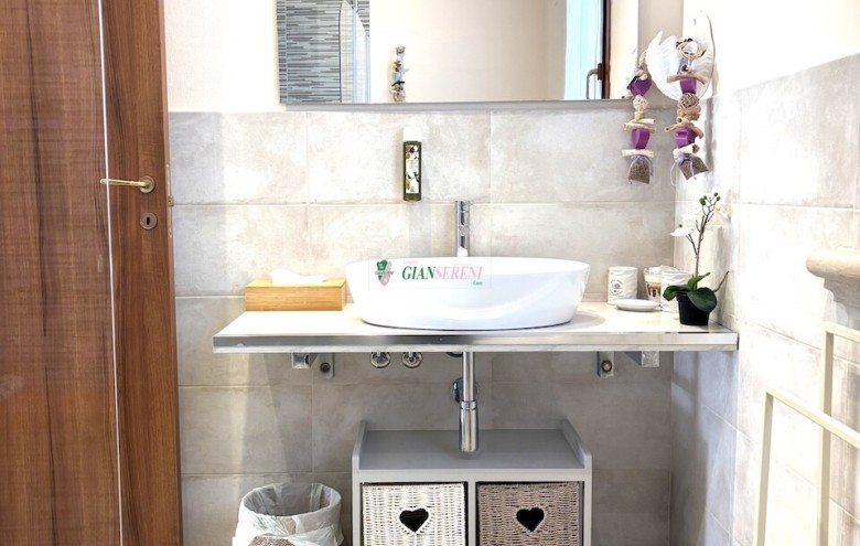 Agenzia Giansereni - 