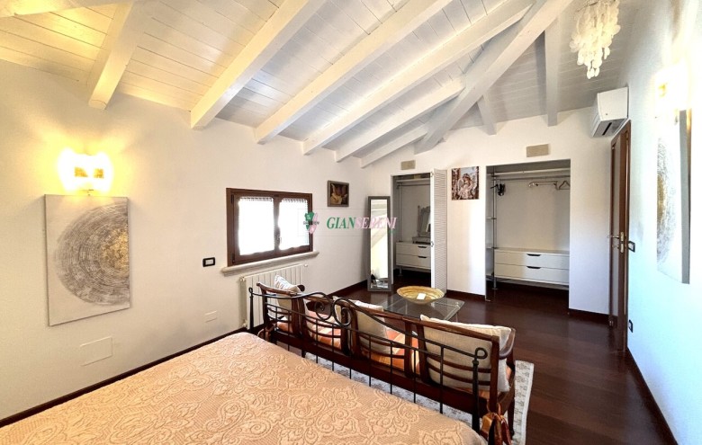 Agenzia Giansereni - 