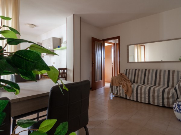 Appartamento con cantina – a