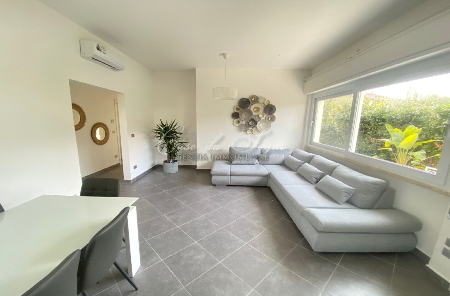 626 - cover Villa sofia