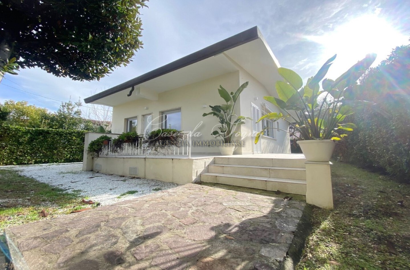 626 - cover Villa sofia