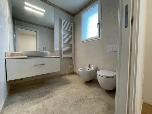 Riferimento SV111 - villa in Buying And Selling in Pietrasanta