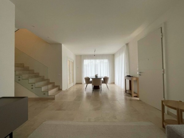 Riferimento SV111 - villa in Buying And Selling in Pietrasanta