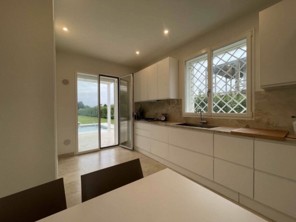 Riferimento SV111 - villa in Buying And Selling in Pietrasanta