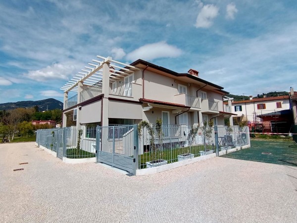 >Foto Anteprima WA 15594 - Villa Quadrifamiliare in Vendita a Capezzano Pianore