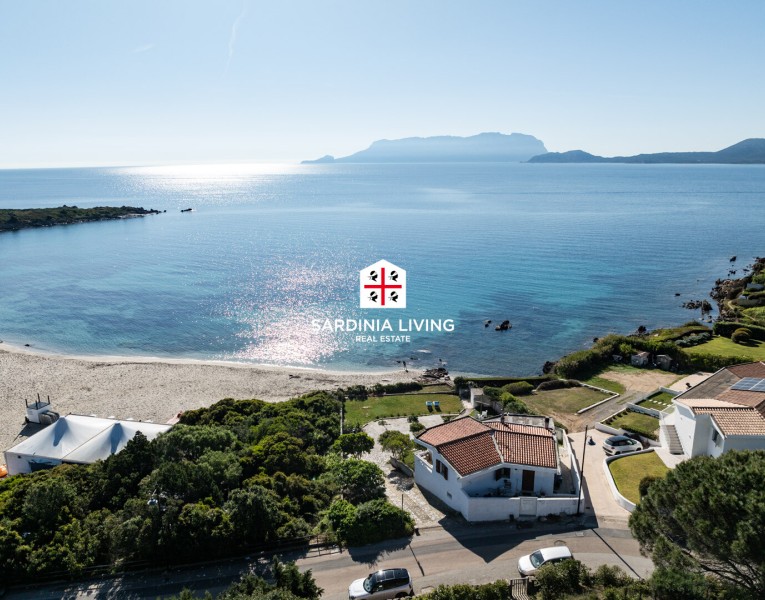 Appartamento fronte mare con a