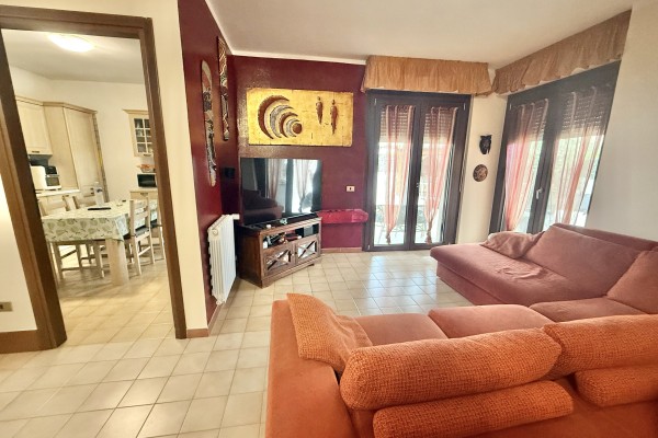 Villetta a schiera con giardin