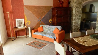 Casa Indipendentein Affitto, Ventimiglia - Latte - Riferimento: a352