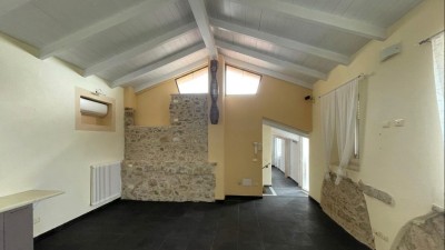 Casa Indipendentein Affitto, Ventimiglia - Latte - Riferimento: a352