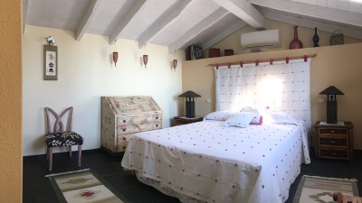 Casa Indipendentein Affitto, Ventimiglia - Latte - Riferimento: a352