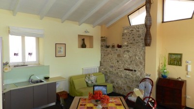 Casa Indipendentein Affitto, Ventimiglia - Latte - Riferimento: a352
