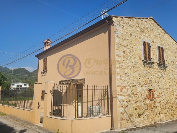 Riferimento PIERU135 - Rustico in Vendita a Pietrasanta