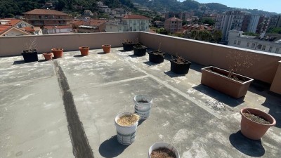 Appartamentoin Vendita, Camporosso - Mare - Centrale - Riferimento: v127