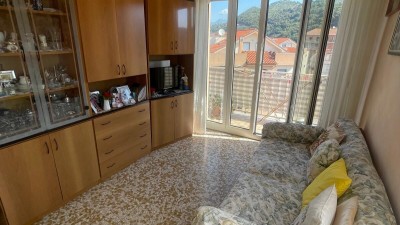 Appartamentoin Vendita, Camporosso - Mare - Centrale - Riferimento: v127